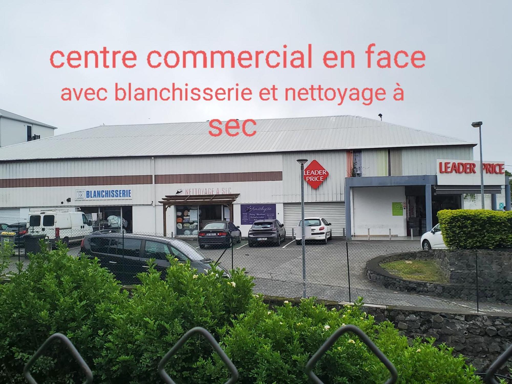 T2 Au Rez De Chaussee, Parking Prive Et Wifi Haut Debit Le Tampon Ngoại thất bức ảnh